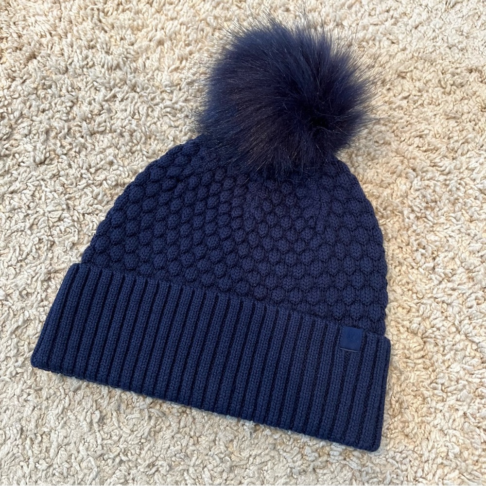 Lululemon navy bubble knit beanie. New w/o tag